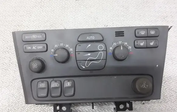 Volvo S60 Climate control unit 8651242