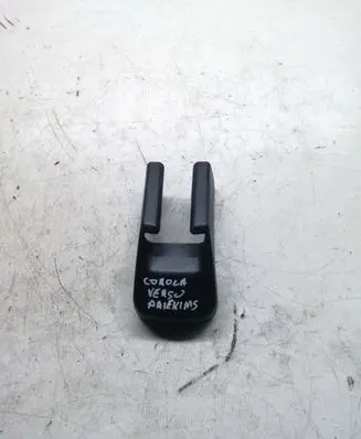 Toyota Corolla Verso AR10 Front passenger seat rail trim 721270F010
