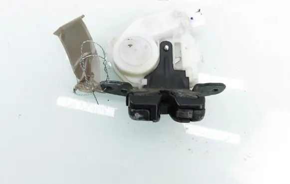 Toyota Yaris Tailgate/trunk/boot lock/catch/latch 