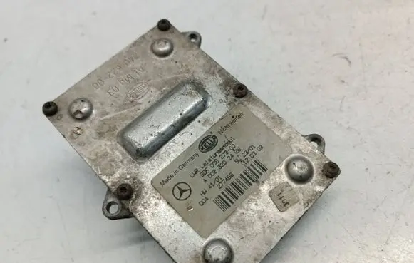 Headlight ballast module Xenon