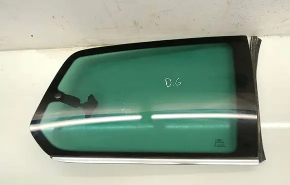 Ford Galaxy Rear side window 