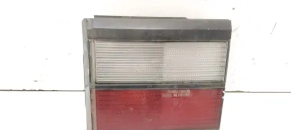Volkswagen PASSAT B3 Tailgate rear/tail lights 333945108