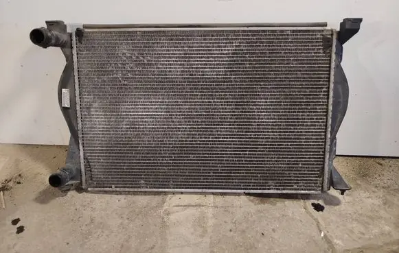 Audi A6 S6 C6 4F Coolant radiator 4F0121251Q