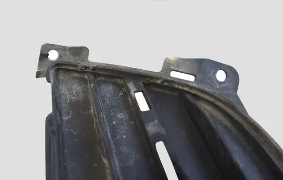 Mazda 6 Front bumper lower grill GS7T50C22