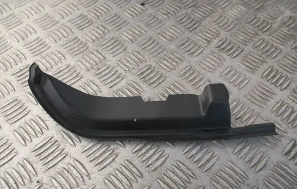 Peugeot 5008 Rear/tail light trim molding 9685603580