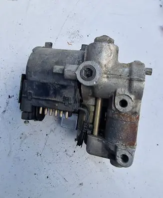 Mercedes-Benz S W126 ABS Pump 0265200017