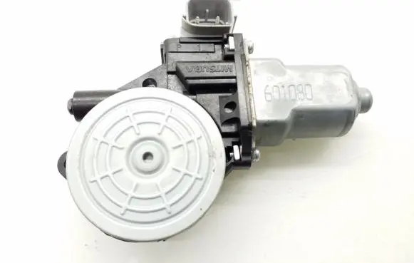 Nissan Leaf I (ZE0) Rear door window regulator motor 82730CV01B