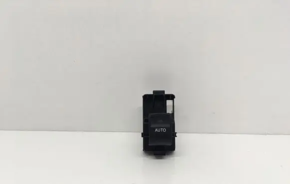 Toyota RAV 4 (XA40) Electric window control switch 192801