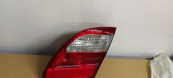 Mercedes-Benz E W211 Tailgate rear/tail lights