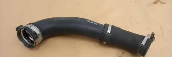 Porsche 911 991 Intercooler hose/pipe 99111062671 99111064672