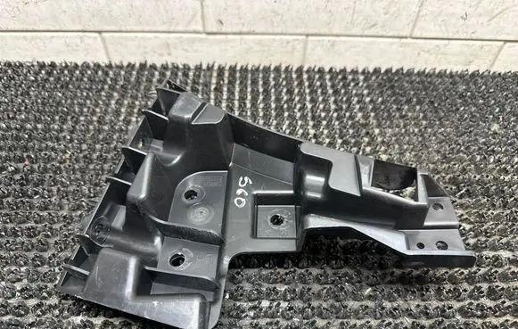 Volvo S60 Front bumper mounting bracket 31425463