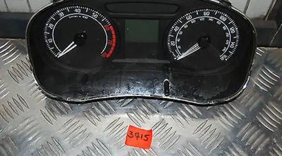 Skoda Fabia Mk2 (5J) Speedometer (instrument cluster) 5J0920901B