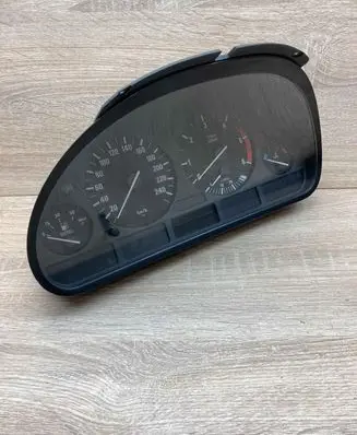 BMW 5 E39 Speedometer (instrument cluster) 6903800 110008735 091