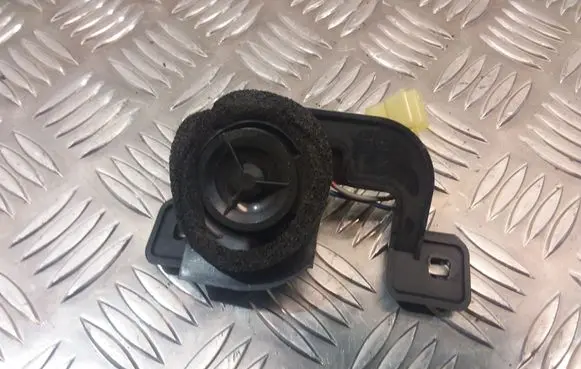 Subaru Legacy Front door high frequency speaker 86304AG200