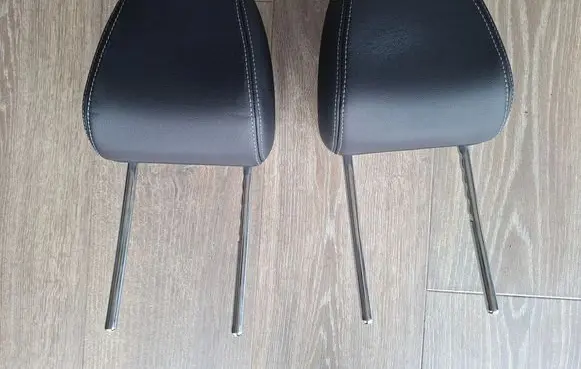 Opel Grandland X Front seat headrest DSV
