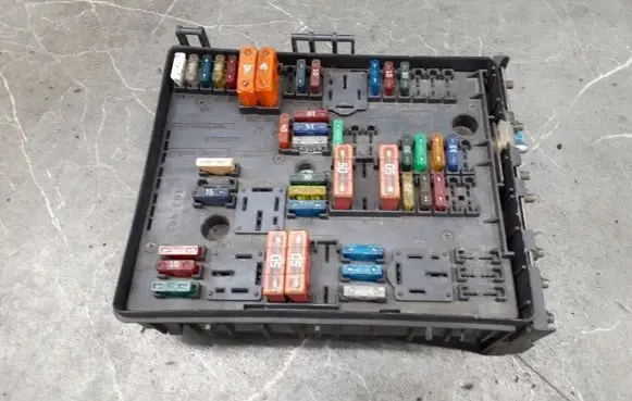 Audi A3 S3 8P Fuse box set 1k0937124d