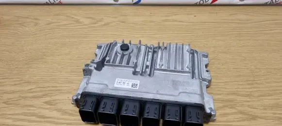 BMW 3 G20 G21 Engine control unit/module 5A57782 0261S1066P 12145A57782