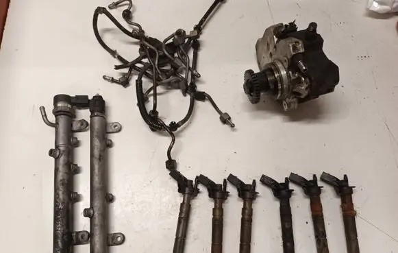 Mercedes-Benz ML W164 Fuel injection system set 0445115027 A6420700587 0445010145