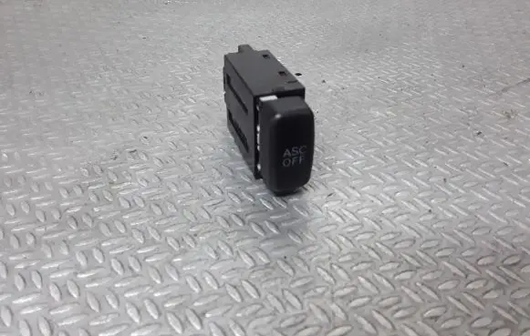 Traction control (ASR) switch