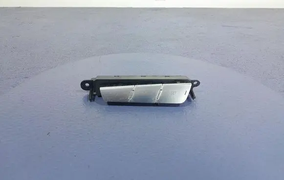 Alpine A610 Seat heating switch 4K0959769A