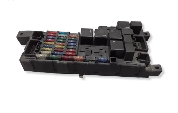 Volvo XC90 Fuse module 8678449 518785100