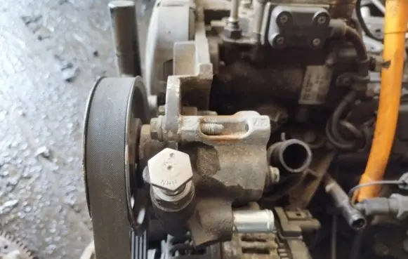 Volkswagen Golf IV Power steering pump 1j0422154d 26066368