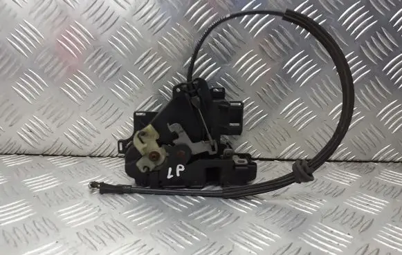 Seat Ibiza III (6L) Front door lock 3B1837015AN