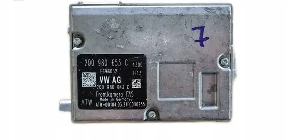 Volkswagen Tiguan Windshield/windscreen camera 2Q0980653C