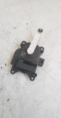 Toyota Avensis T250 Air flap motor/actuator 0637008680