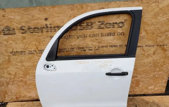 Citroen C3 Picasso Front door