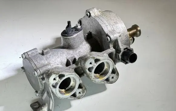 BMW M4 F82 F83 Vacuum pump 7847203