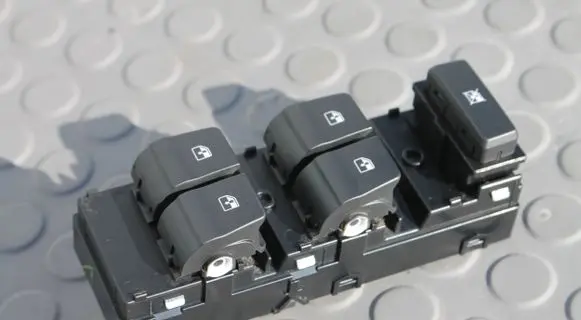 Hyundai i30 Electric window control switch 93571-G3030 93571G3030