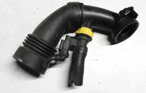 Citroen DS4 Intercooler hose/pipe 9683725080