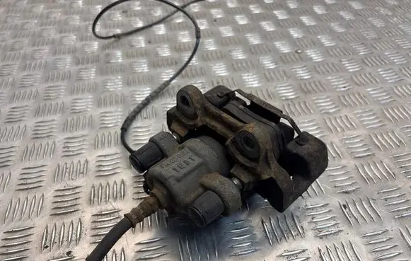 BMW 3 F30 F35 F31 Rear brake caliper W09082 1831