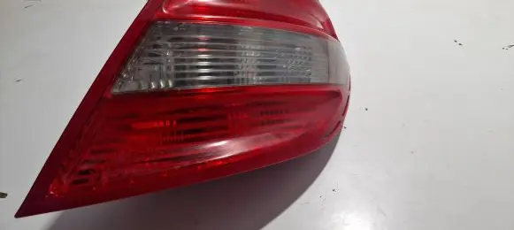 Mercedes-Benz C W204 Rear/tail lights 2048203064 753030F1 92A01AR00