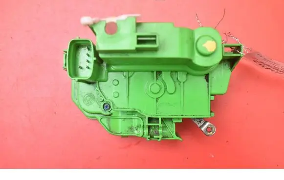 Alfa Romeo Mito Front door lock