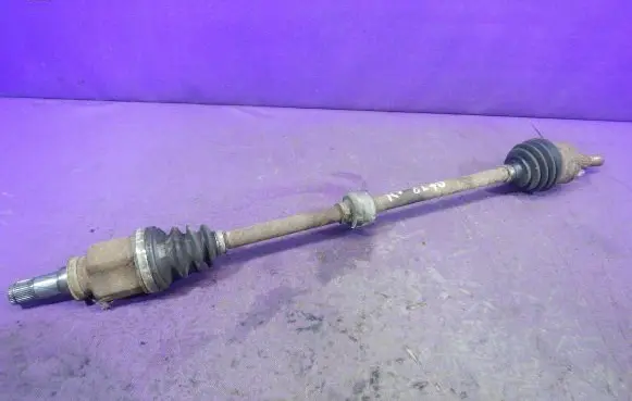 Mitsubishi Colt Front driveshaft