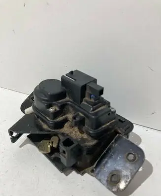 Dodge Caliber Tailgate/trunk/boot lock/catch/latch 176AAA