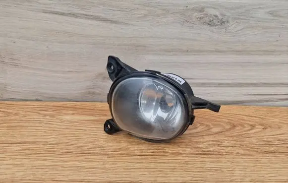 Toyota RAV 4 (XA30) Front fog light 89210557