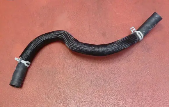 Ford C-MAX II Engine coolant pipe/hose JX6118K580FE