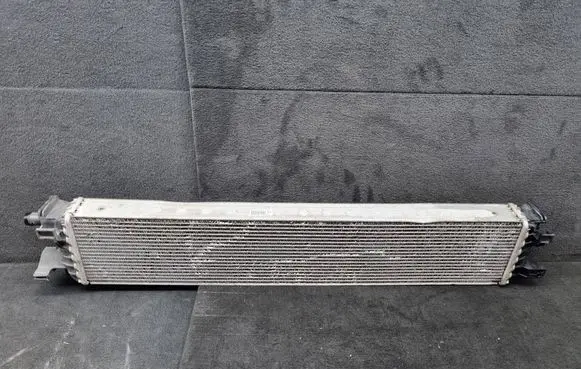 Audi A4 S4 B8 8K Intercooler radiator 8K0145804B