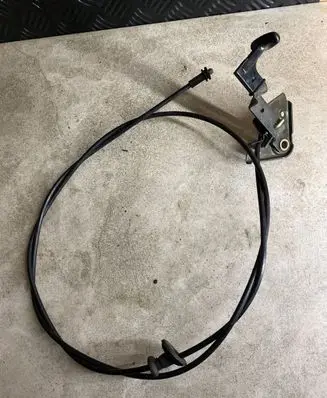 Audi A6 S6 C5 4B Engine bonnet/hood lock release cable 8D0823591A