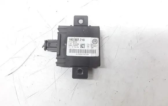 Volkswagen Touran I Alarm control unit/module 1K0907719