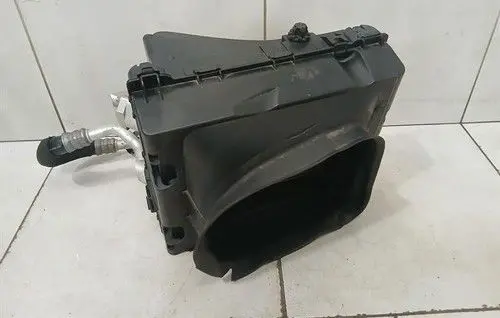 Mercedes-Benz AMG GT R190 C190 Engine oil radiator A0995005700