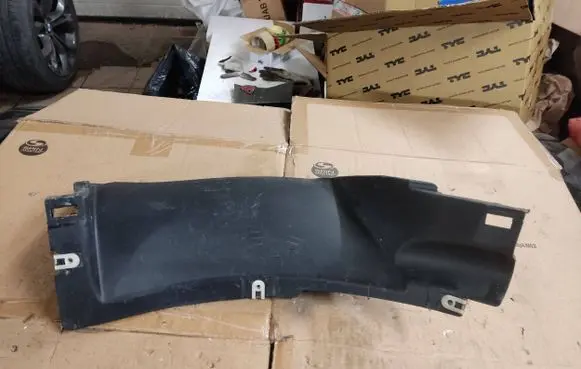 BMW X6 F16 Fender end trim 105034 7320274 5165