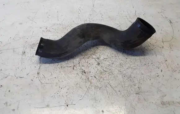 Volvo XC90 Intercooler hose/pipe