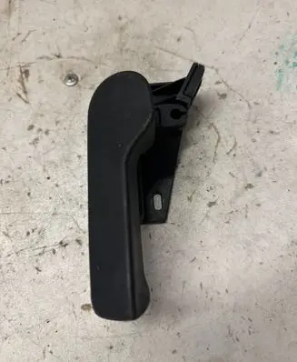 Volkswagen Caddy Engine bonnet (hood) release handle 1T1823633B