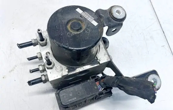 Volvo XC60 ABS Pump 31329139 a426g