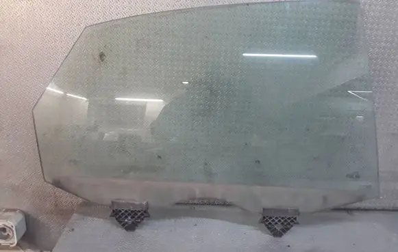 Audi A8 S8 D3 4E Rear door window glass 