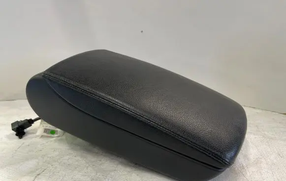 Audi A6 S6 C6 4F Armrest 4F0971178A G59617 YDA260PP
